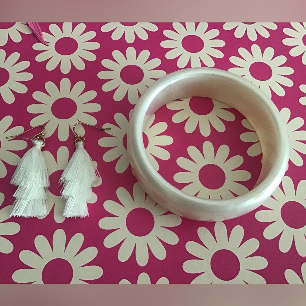 Bebe short fringe earrings plus free bangle